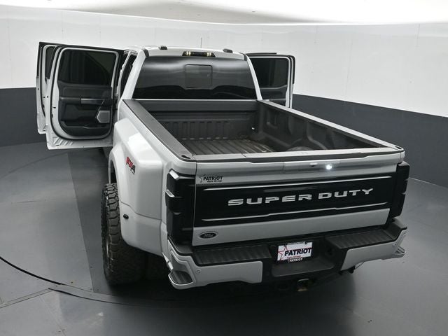 2025 Ford F-350SD Platinum Custom Lifted DRW