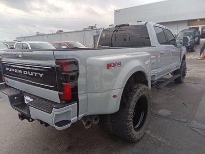 2025 Ford F-350SD Platinum DRW
