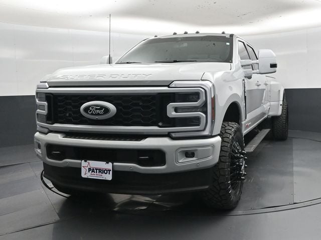 2025 Ford F-350SD Platinum DRW