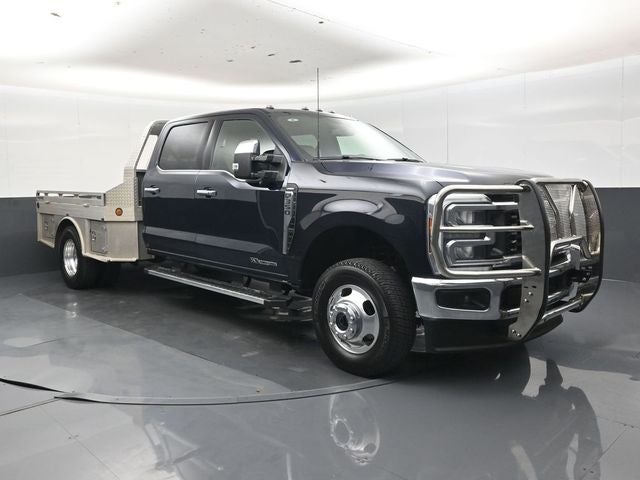 2025 Ford F-350SD Lariat DRW