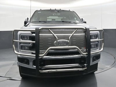 2025 Ford F-350SD Lariat DRW