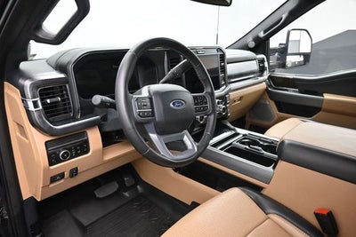 2025 Ford F-350SD Lariat DRW