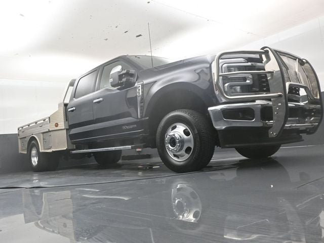 2025 Ford F-350SD Lariat DRW