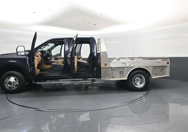 2025 Ford F-350SD Lariat DRW