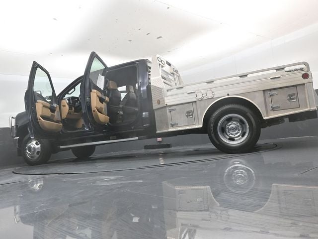 2025 Ford F-350SD Lariat DRW