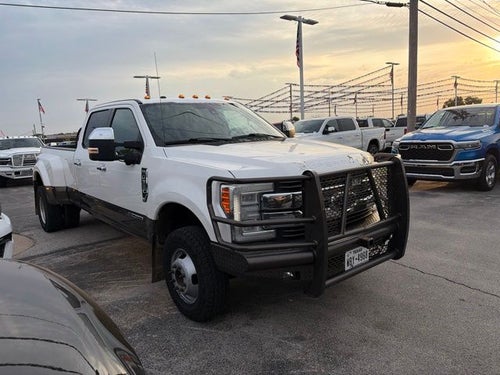 2017 Ford F-350SD King Ranch DRW