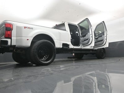 2024 Ford F-450SD Limited DRW LIFTED