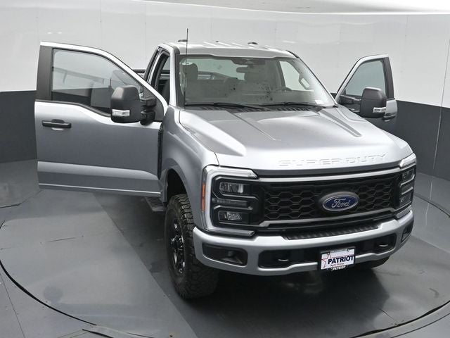 2023 Ford F-250SD XLT