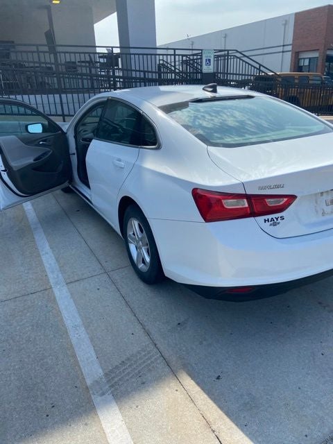 2021 Chevrolet Malibu LS 1FL