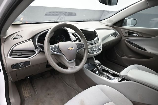 2021 Chevrolet Malibu LS 1FL