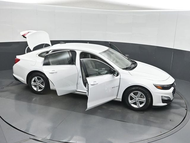 2021 Chevrolet Malibu LS 1FL