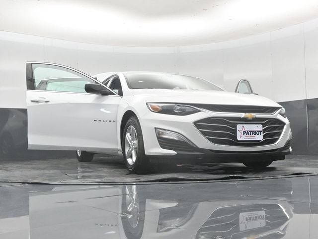2021 Chevrolet Malibu LS 1FL