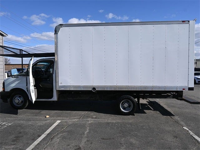 2017 Chevrolet Express 3500 Work Van Cutaway