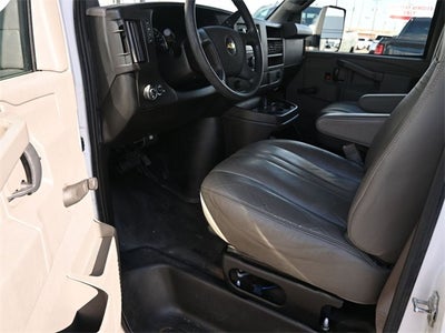 2017 Chevrolet Express 3500 Work Van Cutaway