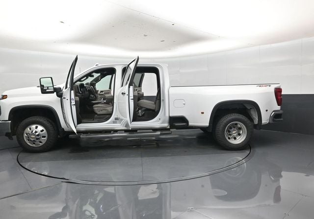 2025 Chevrolet Silverado 3500HD LTZ