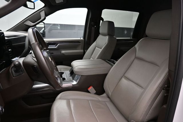 2025 Chevrolet Silverado 3500HD LTZ