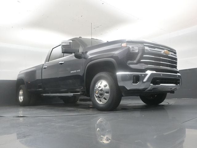 2024 Chevrolet Silverado 3500HD LTZ