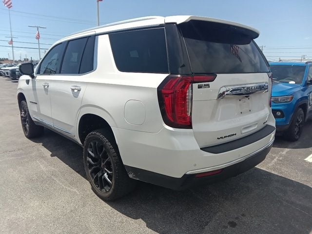 2023 GMC Yukon SLT