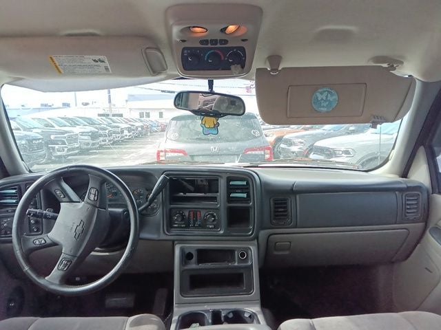 2004 Chevrolet Tahoe LS