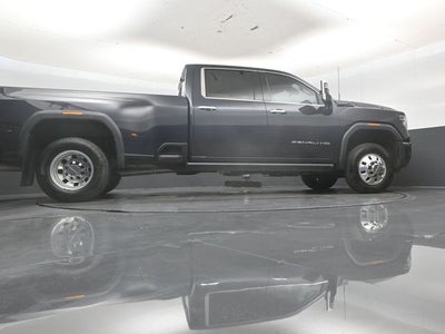 2024 GMC Sierra 3500HD Denali Ultimate