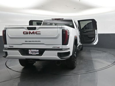 2025 GMC Sierra 2500HD AT4