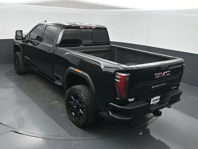 2025 GMC Sierra 3500HD AT4