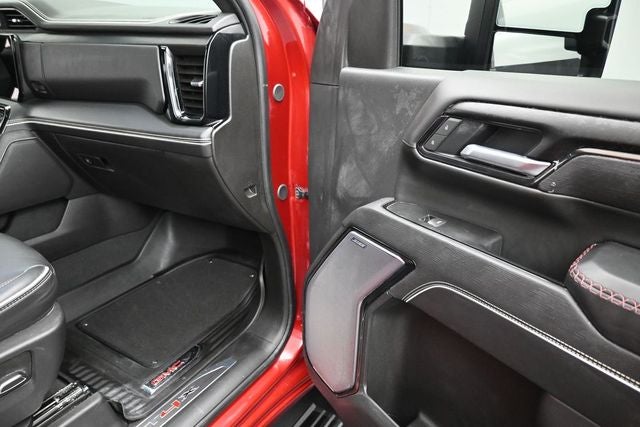 2025 GMC Sierra 2500HD AT4X