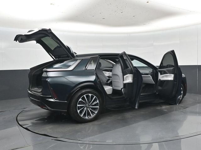 2024 Cadillac LYRIQ Sport