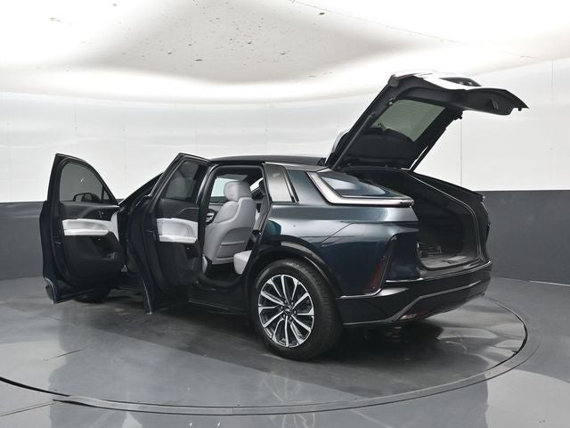 2024 Cadillac LYRIQ Sport