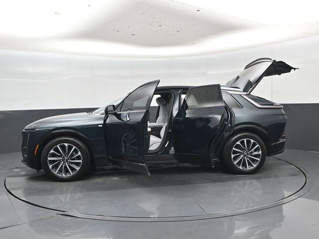 2024 Cadillac LYRIQ Sport