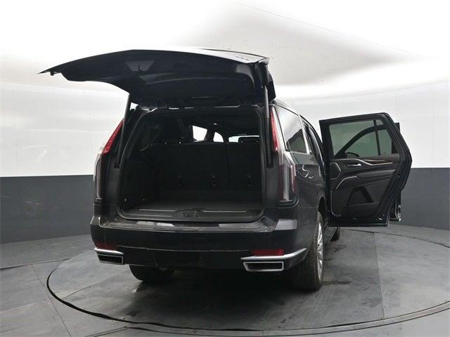 2022 Cadillac Escalade Premium Luxury