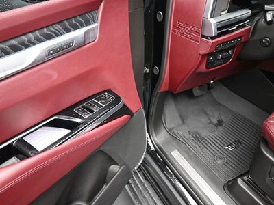2025 Cadillac Escalade Sport