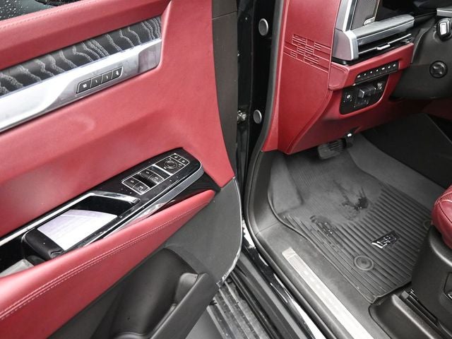 2025 Cadillac Escalade Sport