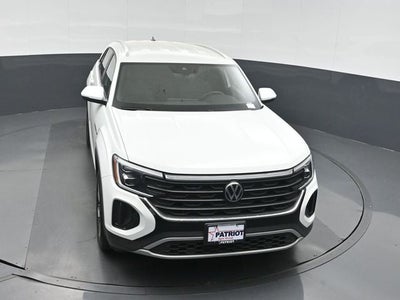 2025 Volkswagen Atlas Cross Sport 2.0T SE w/Technology