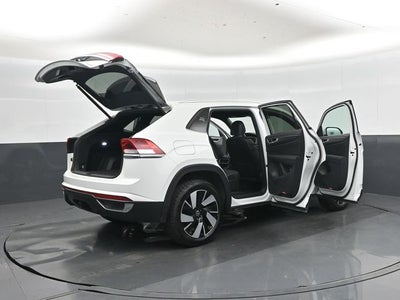 2025 Volkswagen Atlas Cross Sport 2.0T SE w/Technology