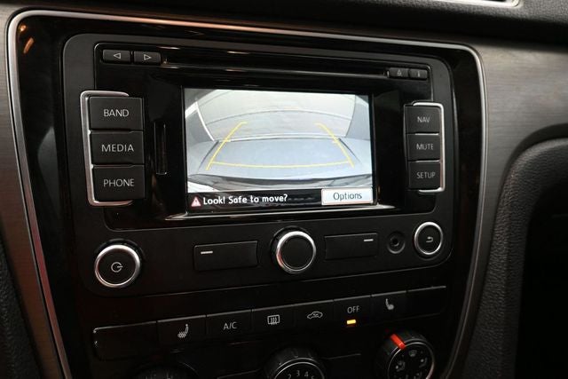 2015 Volkswagen Passat 1.8T SE