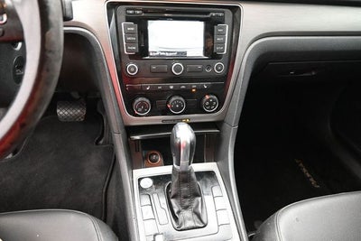 2015 Volkswagen Passat 1.8T SE