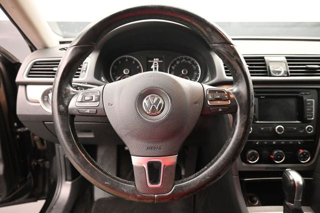 2015 Volkswagen Passat 1.8T SE