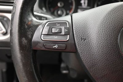 2015 Volkswagen Passat 1.8T SE