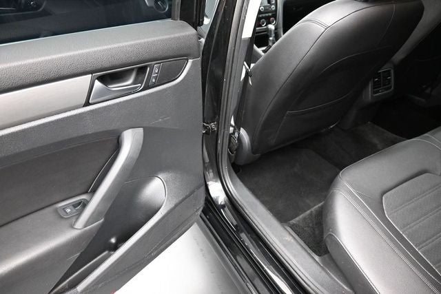 2015 Volkswagen Passat 1.8T SE
