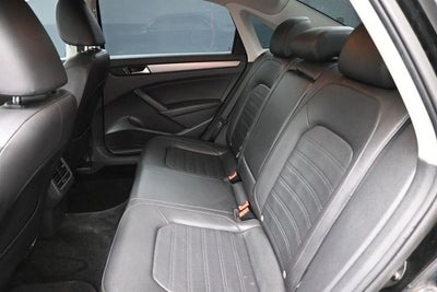 2015 Volkswagen Passat 1.8T SE