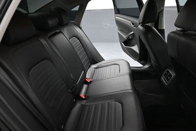 2015 Volkswagen Passat 1.8T SE