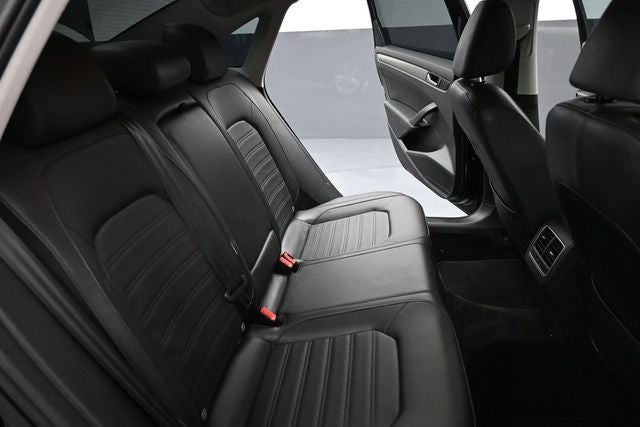 2015 Volkswagen Passat 1.8T SE