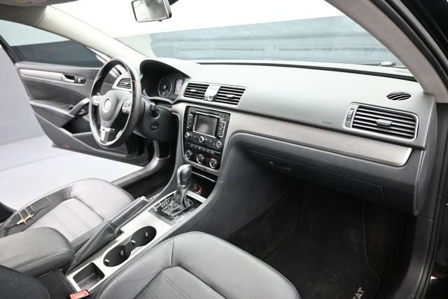 2015 Volkswagen Passat 1.8T SE