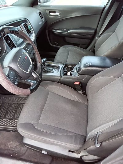 2017 Dodge Charger SE