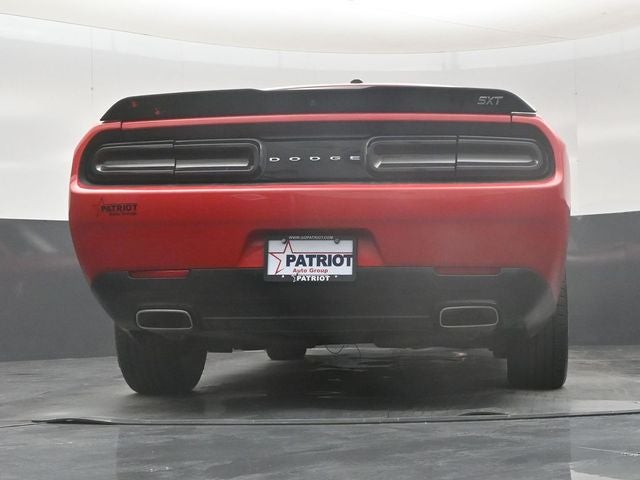 2022 Dodge Challenger SXT