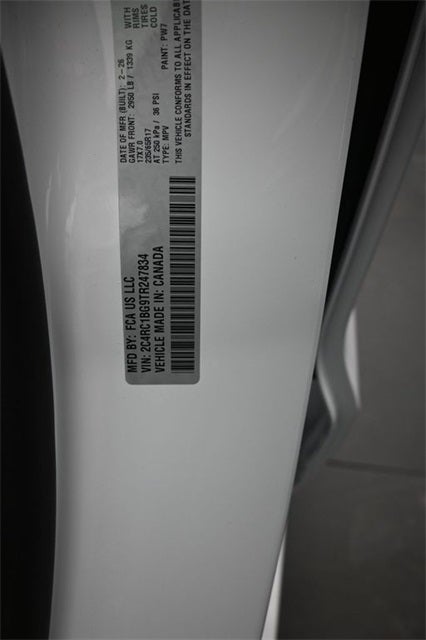 2026 Chrysler Pacifica Select