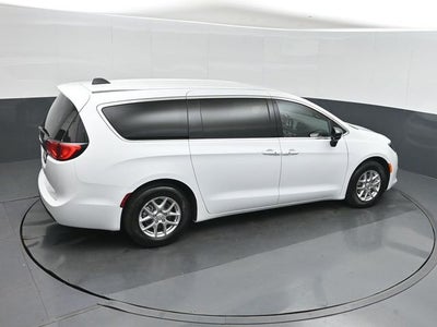 2026 Chrysler Voyager LX