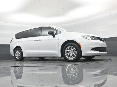 2026 Chrysler Voyager LX