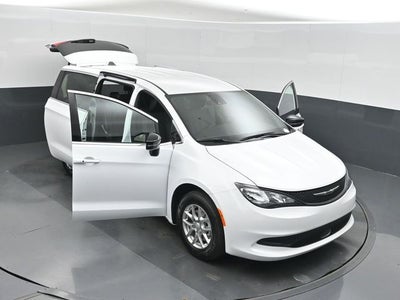 2026 Chrysler Voyager LX